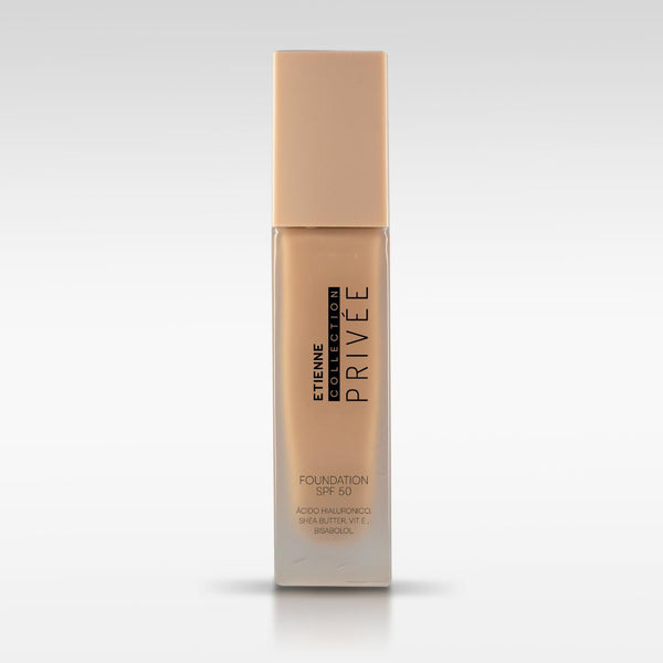 Privee Foundation SPF 50 Medium 02 con Acido Hialuronico y Vitamina E